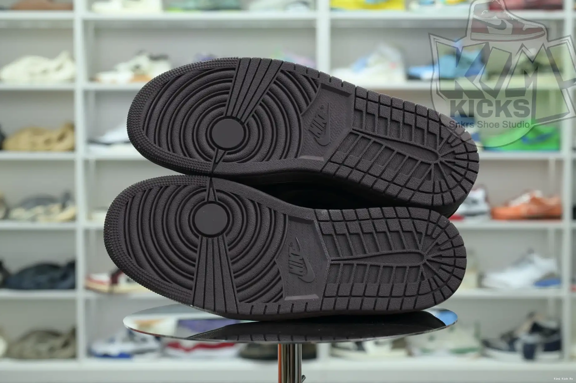 1 Jordan Brown” Jordan x Kimikick Scott OG“Velvet Air Low Travis 0811